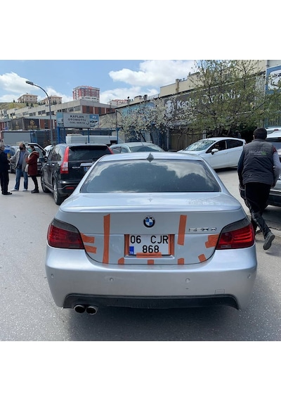 BMW E60 KARE PLAKALIK