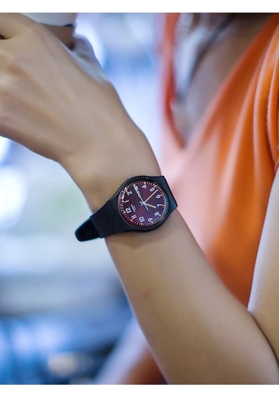 Swatch GB753 Unisex Kol Saati