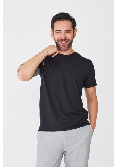 Siyah Bisiklet Yaka Basic Tişört
