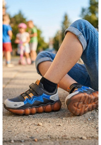 In Step Thunder Işıklı Görünümlü Ortopedik Tabanlı Erkek Çocuk Spor Ayakkabı Lacivert