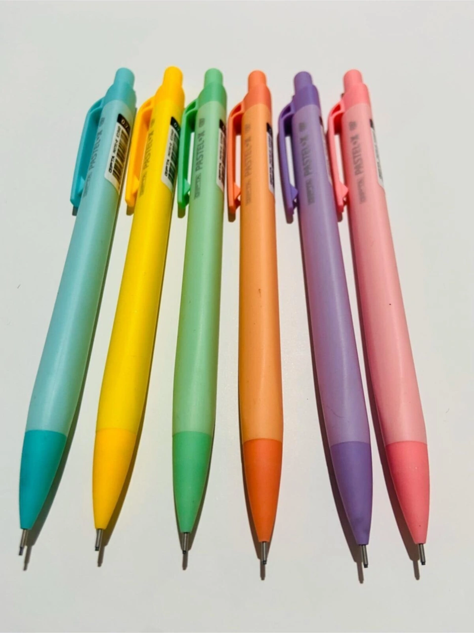 Pastelx Versatil Kalem 0.7 6'lı Set 6 Farlı Pastel Renk 6 Farklı Renk