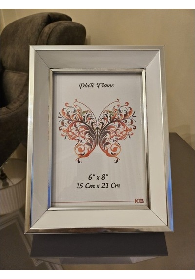 Derin Beyaz Gümüş Çerçeve