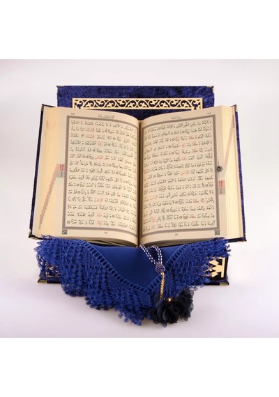 Şal + Tesbih + Kuran Hediye Seti Orta Boy, Şemslafzatullah, Gold Pleksi, Raşel Kutu, Lacivert