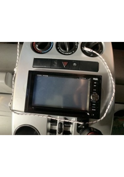 Pt Cruiser Radyo Çerçevesi Tıpası