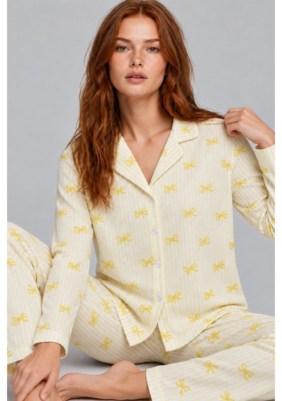 Kadın Çizgili Fiyonk Desenli Sarı Uzun Kollu Pijama Takımı 4796