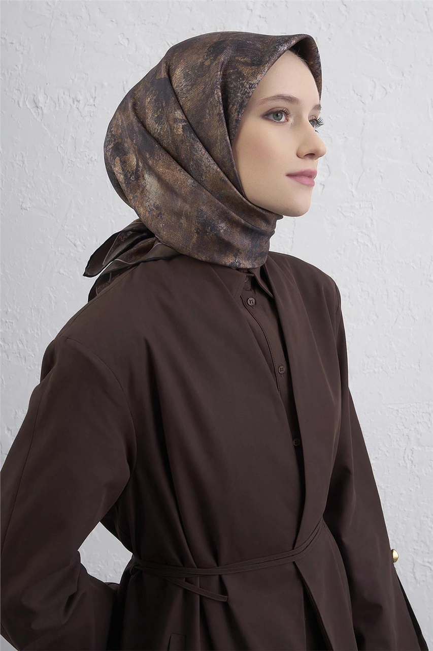 Armine Soyut Desenli Saf İpek Twill Eşarp 9433d 52 KAhverengi