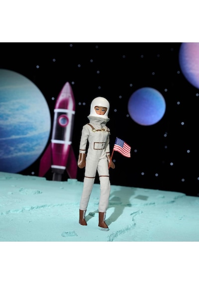 Barbie Astronot 60. Yıl Dönümü Nostaljik Bebek