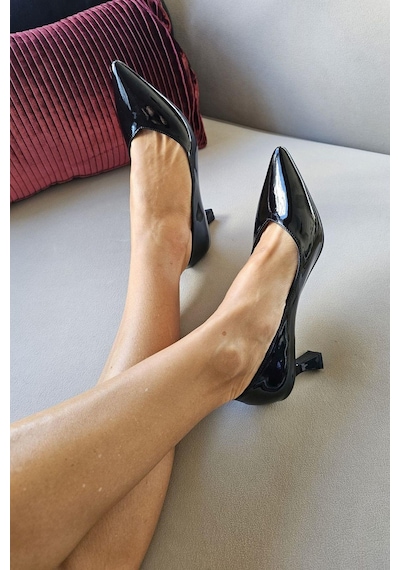 10 1896 Topukla Kadın Kadeh Topuklu 6 Cm Topuklu Stiletto Ayakkabı Siyah Rugan