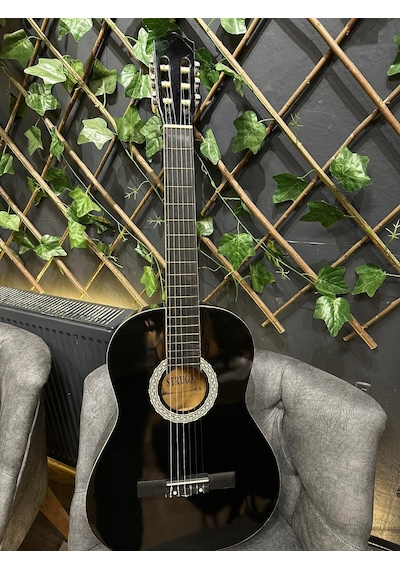 Outlet 4/4 Flatolu Siyah Klasik Gitar Orta Seviye Kılıf-pena Dahil