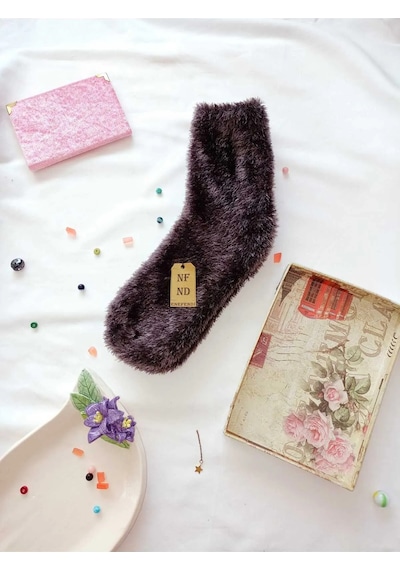 Nf Nd Enefendi 2 Çift Termal Kışlık Peluş Unisex Çorap - Dikişsiz Tüylü Ev Ve Parti Çorabı Kırmızı-siyah 36-41 Renkli