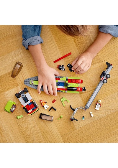 LEGO® City 60254 Yarış Teknesi Taşıyıcı 238 Parça