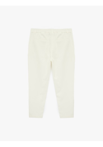 Koton Slim Fit Viskon Karışımlı Cepli Düğmeli Chino Pantolon Ekru 6sam40001hk Ekru Koton Slim Fit Viskon Karışımlı Cepli Düğmeli Chino Pantolon Ekru 6sam40001hk Ekru