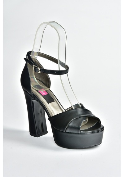 Fox Shoes Siyah Deri Platform Kalın Topuklu Ayakkabı M34820