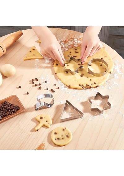 Çelikpençe Paslanmaz Çelik Kurabiye Kalıpları Seti, Yıldız Üçgen Daire Şemsiye Şekilli, Pasta Ve Kurabiye Kesme Kalıpları, 4 Parça L-00851