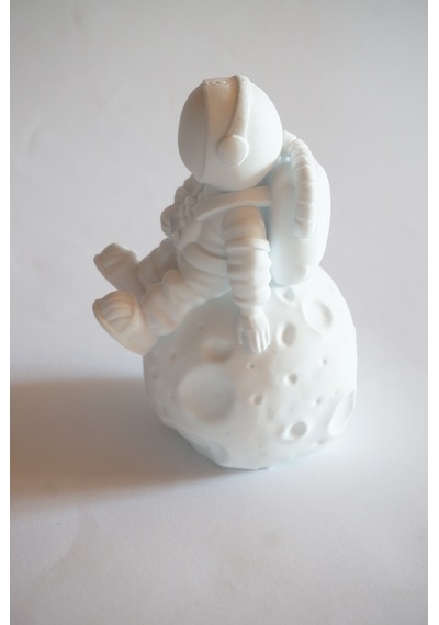 Ayda Oturan Astronot Figürü 15 Cm - Dekoratif Biblo Ve 3d Maket Obje 15cm