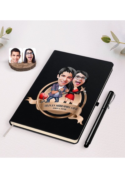 Kişiye Özel Yılın En Mükemmel Çifti Karikatürlü Siyah Defter ve K N11.1294 Siyah