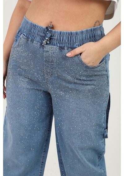 Zanessi Fashıon Büyük Beden Yüksek Bel Taş Detaylı Likralı Denim Mom Fit Kadın Pantolon Mavi Zanessi Fashıon Büyük Beden Yüksek Bel Taş Detaylı Likralı Denim Mom Fit Kadın Pantolon Mavi