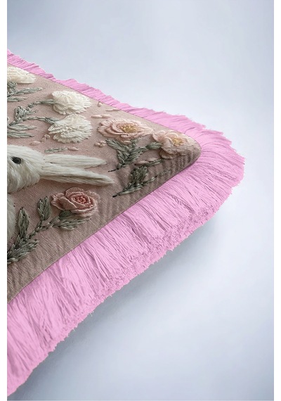 Tavşan Çiçekli Bahar Bahçesi Saçaklı Yastık Kılıfı-romantik Pudra Krem Pembe Püsküllü Kırlent Kılıfı Sakin Ufuk Mira Tavşan Çiçekli Bahar Bahçesi Saçaklı Yastık Kılıfı-romantik Pudra Krem Pembe Püsküllü Kırlent Kılıfı Sakin Ufuk Mira