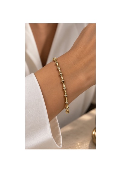 Kadın Gold Renkli Taş Detaylı Şık Bileklik Zarif Ve Modern Özel Gün & Günlük Kullanım Takısı Altın - 919427244 Altın Kadın Gold Renkli Taş Detaylı Şık Bileklik Zarif Ve Modern Özel Gün & Günlük Kullanım Takısı Altın - 919427244 Altın