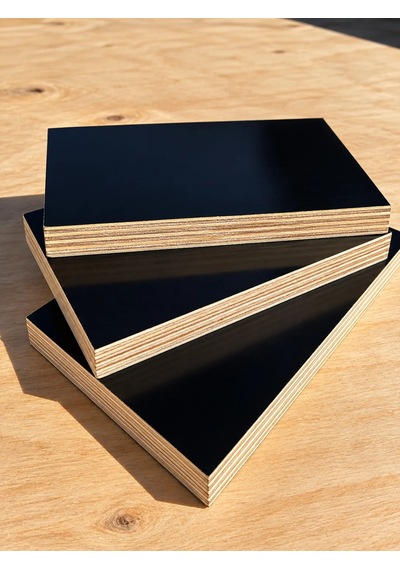 Basply Yerli Çift Taraflı Filmli Plywood 18 Mm 1250 X 2500 Mm 9 Katman Çam Ahşabı