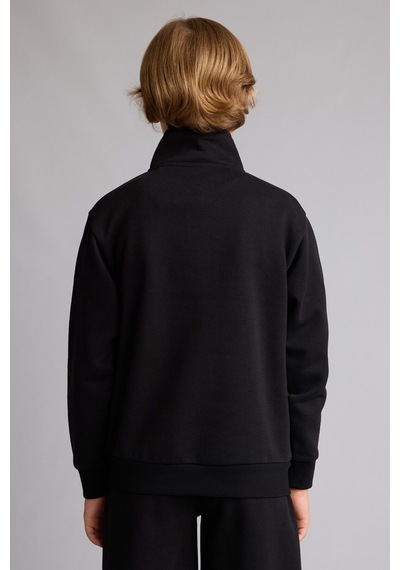 Defacto Regular Fit Yarım Fermuarlı Dik Yaka İçi Yumuşak Tüylü Yazı İşlemeli Sweatshirt Erkek Çocuk H9689a826wnbk81 Siyah-bk81
