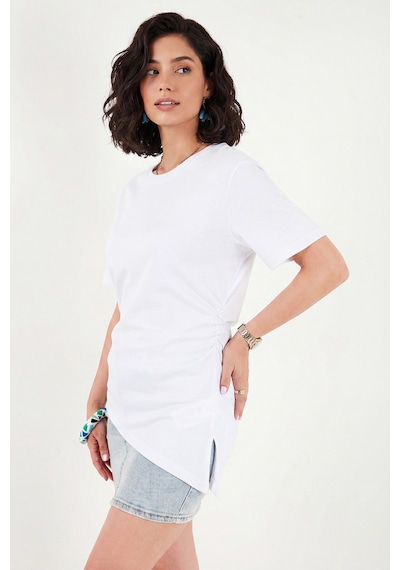 Lela Pamuklu Yanı Büzgülü Asimetrik Kesim Bisiklet Yaka T Shirt Bayan T Shirt 5867017 Beyaz
