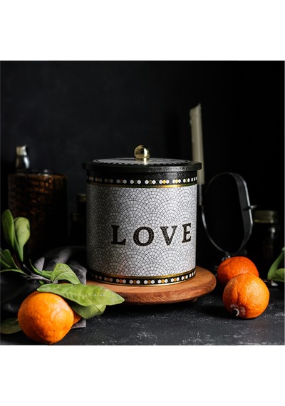 Mosaic Love Desenli Topuz Kulplu Yuvarlak Metal Saklama Kabı 17.5 x 18 CM 4.1 L Çok Renkli