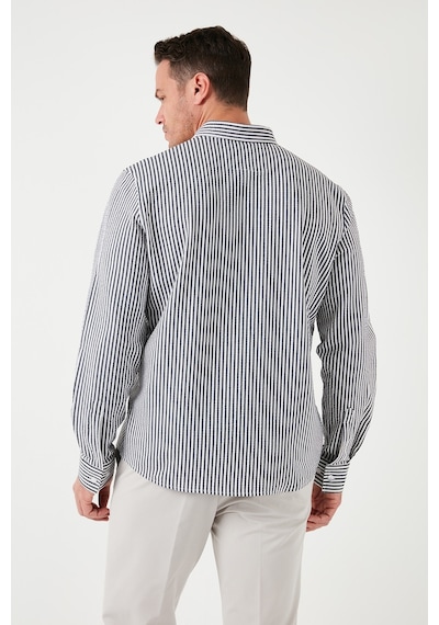 Buratti Pamuklu Çizgili Düğmeli Yaka Uzun Kollu Regular Fit Erkek Gömlek Cf23S112237 Siyah Buratti Pamuklu Çizgili Düğmeli Yaka Uzun Kollu Regular Fit Erkek Gömlek Cf23S112237 Siyah