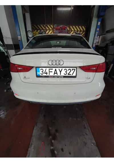 Audi A3 Sedan Spoiler 2013-2020 Yıl Anatomik Parlak Siyah Ple .