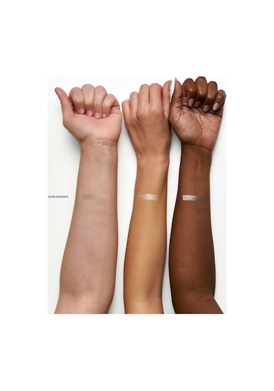 Golden Rose Nude Look Highlighting Glow Pen