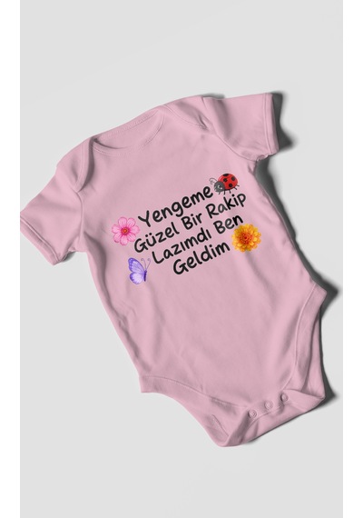 Morivokids Yengeme Güzel Bir Yazılı Kısa Kollu Bebek Body %100 Pamuk Koyu Pembe