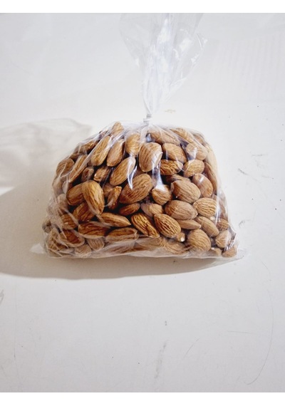 Badem İçi Çiğ 500 G