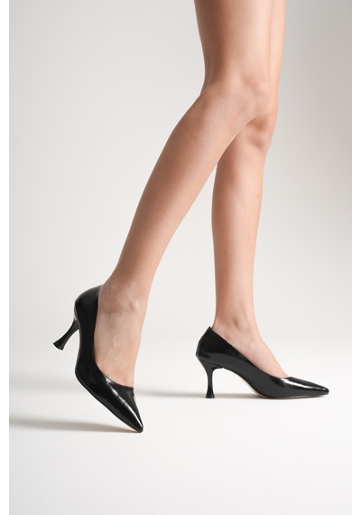 Alewomen Shoper Siyah Rugan Sivri Burun Orta Topuk Stiletto Kadın Ayakkabısı Siyah Rugan Alewomen Shoper Siyah Rugan Sivri Burun Orta Topuk Stiletto Kadın Ayakkabısı Siyah Rugan