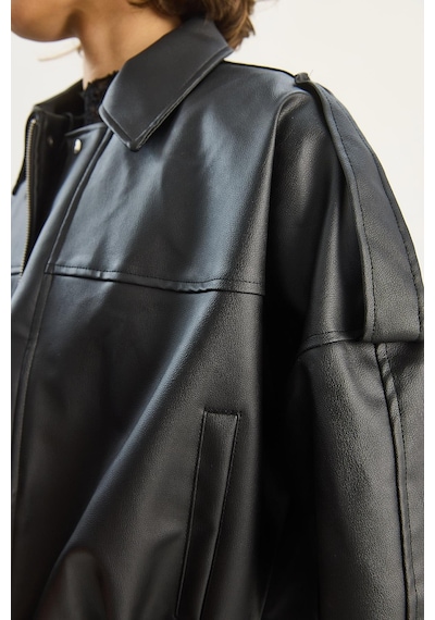 Shade Kadın Apolet Detaylı Cepli Oversize Suni Deri Bomber Ceket 1055 60283650 - Siyah
