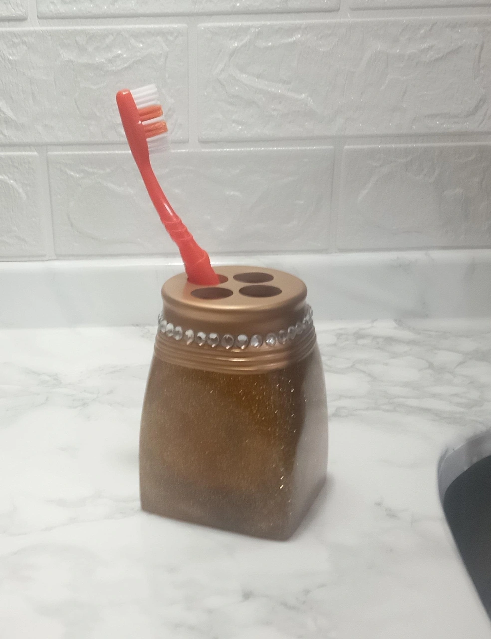 2 Adet Diş Fırçalık Taşlı Altın Poliresin 7x7x10cm Banyo Seti Çok Renkli