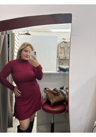 Tuba Toptaş Kloş Elbise Balıkçı Yaka Bordo