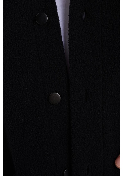 Tudors Erkek Regular Fit Rahat Kesim Peluş Çıtçıtlı Torbalı Çift Cepli Siyah Ceket Gömlek-41995 Siyah