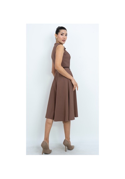 Dorne Moda Çiçek Aksesuarlı Kruvaze Yaka Kemerli Midi Elbise - Düğün - Mezuniyet - Ofis Şıklığı Kahverengi Kahverengi Dorne Moda Çiçek Aksesuarlı Kruvaze Yaka Kemerli Midi Elbise - Düğün - Mezuniyet - Ofis Şıklığı Kahverengi Kahverengi