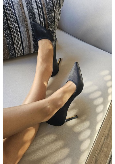 036 150 Topukla Kadın İnce Topuk Stiletto Siyah Saten