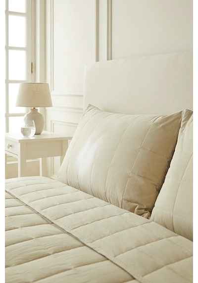 Ocean Home Textile %100 Pamuk Kumaş Kapitoneli Bej Çok Amaçlı Çift Kişilik Yatak Örtüsü Seti 1 Adet 250 X 230 / 2 Adet 50 X 70 Cm