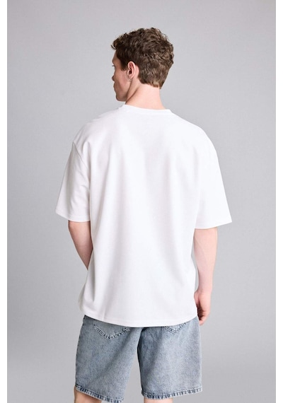 Defacto Kırışmaz Pamuklu Nefes Alabilen Oversize Beyaz Basic Tişört X3926az26auwt34 Beyaz-wt34