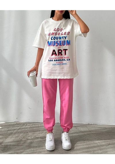 Art Baskılı Beyaz T-shirt Pembe Eşofman Altı Jogger-baskılı Eşofman Takım Oversize Bisiklet Yaka Pembe Art Baskılı Beyaz T-shirt Pembe Eşofman Altı Jogger-baskılı Eşofman Takım Oversize Bisiklet Yaka Pembe