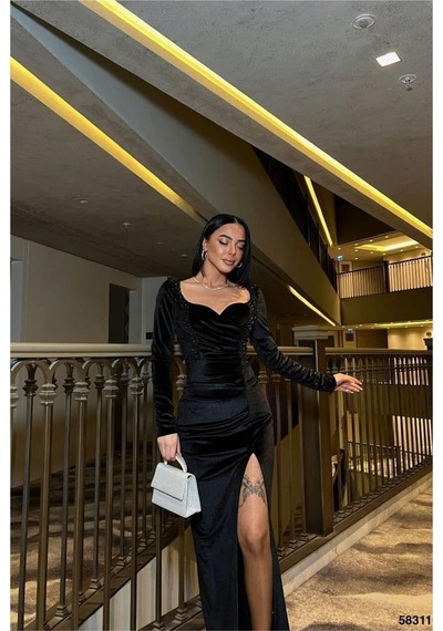Lior Design Kadın Zarif Detay Esnek Kadife Kumaş V Yaka Yırtmaçlı Abiye Elbise Siyah Lior Design Kadın Zarif Detay Esnek Kadife Kumaş V Yaka Yırtmaçlı Abiye Elbise Siyah