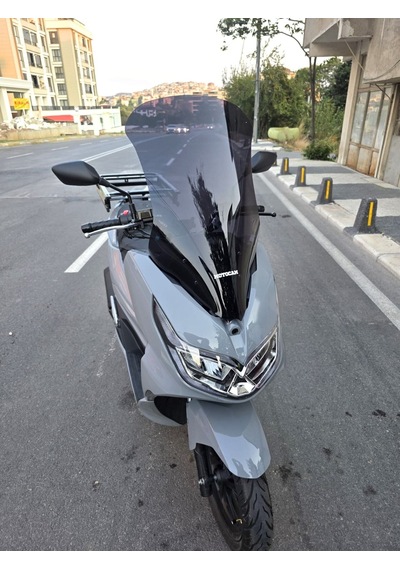 Motocam Motolüx Mcx 125 Ön Cam 2024-2026 Model 68cm Siyah Renkli 4mm
