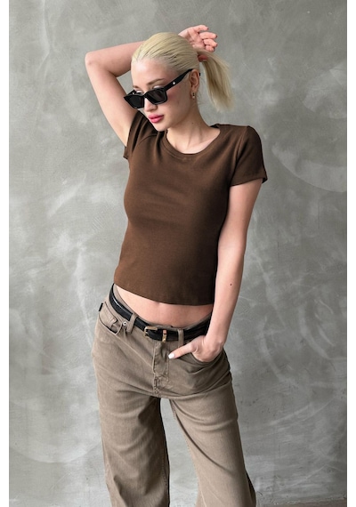 Kahverengi Geniş Yaka Fittili Basic Kadın T-shirt Mg2293 Kahverengi