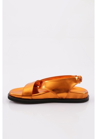 Dgn 3040 Kadin Çapraz Bantli Sandalet 3040-2261-R13813 Turuncu Dgn 3040 Kadin Çapraz Bantli Sandalet 3040-2261-R13813 Turuncu