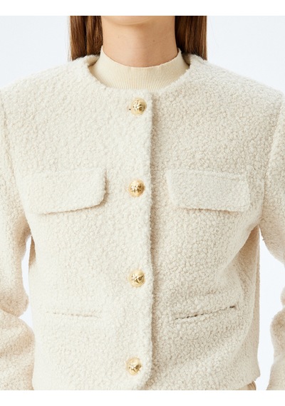 Koton Kapaklı Cep Detaylı Yakasız Crop Peluş Blazer Ceket Ekru 5wak20059ew Ekru
