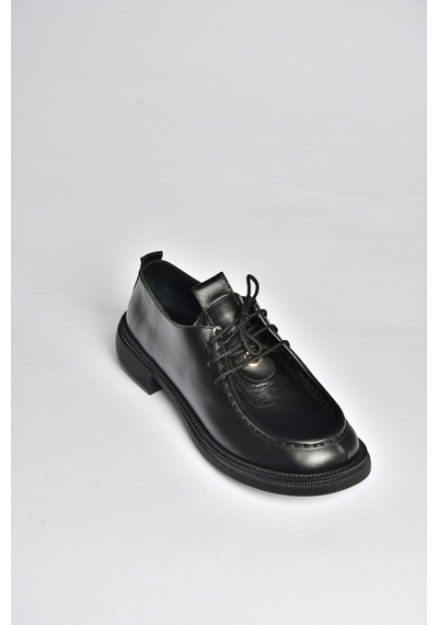 Fox Shoes V944085603 Siyah Hakiki Deri Bağcıklı Günlük Kadın Ayakkabı Siyah