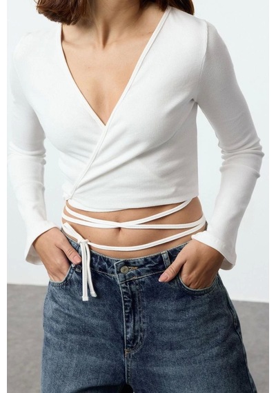 Ersefa Moda Kruvaze Örme Slim Düz Desen Casual Günlük Crop Uzun Kol Bluz Ekru
