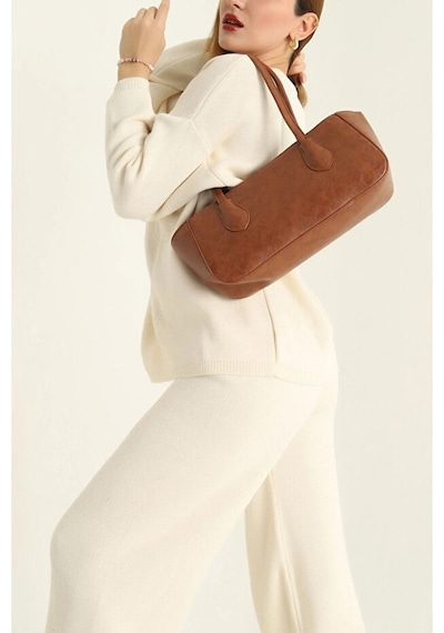 Lovelystore Kırışık Dokulu Fermuarlı Baget Kadın El Kol Ve Omuz Çantası 33x15 Taba